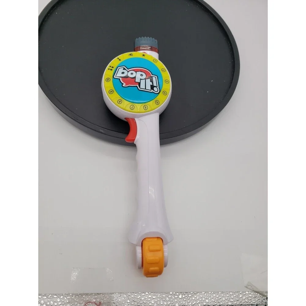 2017 Hasbro BOP IT Coordination Maker Electronic Challenge Game Tested Works